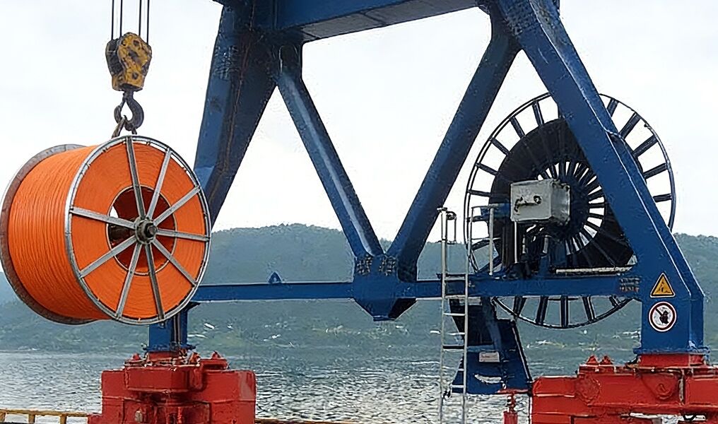 クレーンケーブルリール